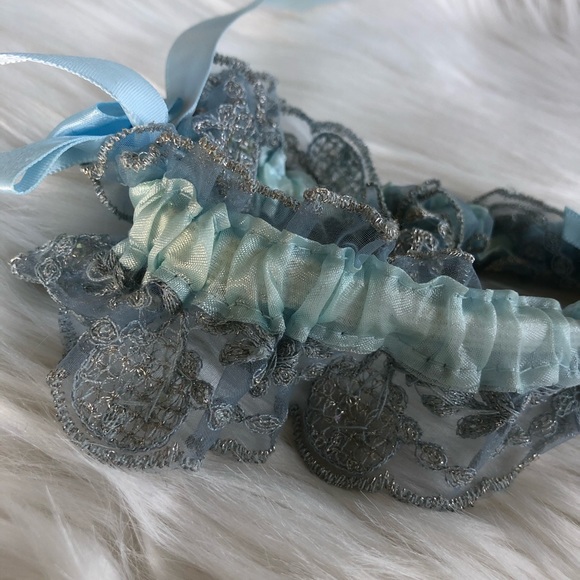 Blue and silver bridal garter - Picture 2 of 2